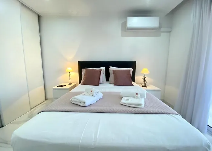 Crystal By Homing Albufeira