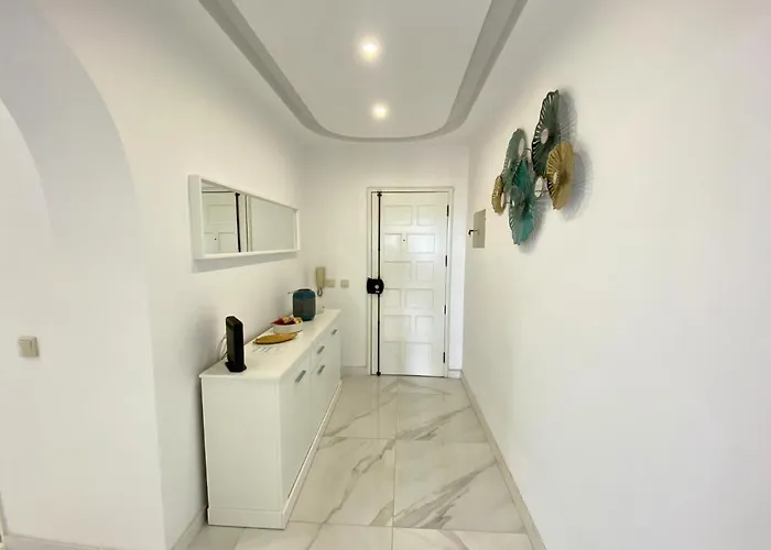 Crystal By Homing Appartement