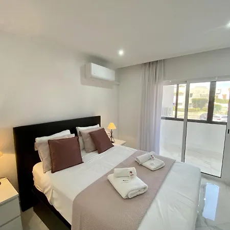 Crystal By Homing Albufeira